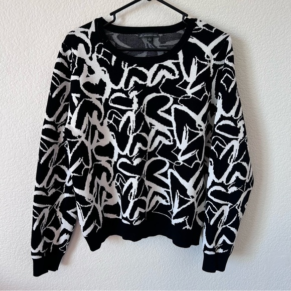 Adrianna Papell Sweaters - Adrianna Papell Black and White Abstract Heart Sweater